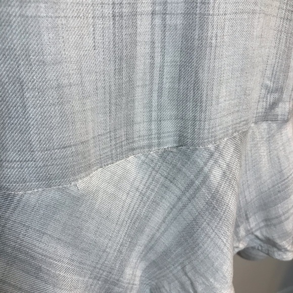 Cloth & Stone Gray Plaid Long Sleeve Shirt Ruffle - Picture 8 of 8